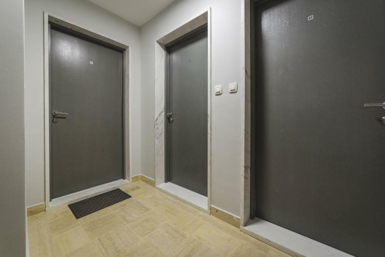 Blue Marlin Apartments บุดวา ภายนอก รูปภาพ