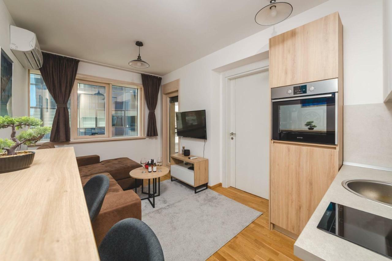 Blue Marlin Apartments บุดวา ภายนอก รูปภาพ