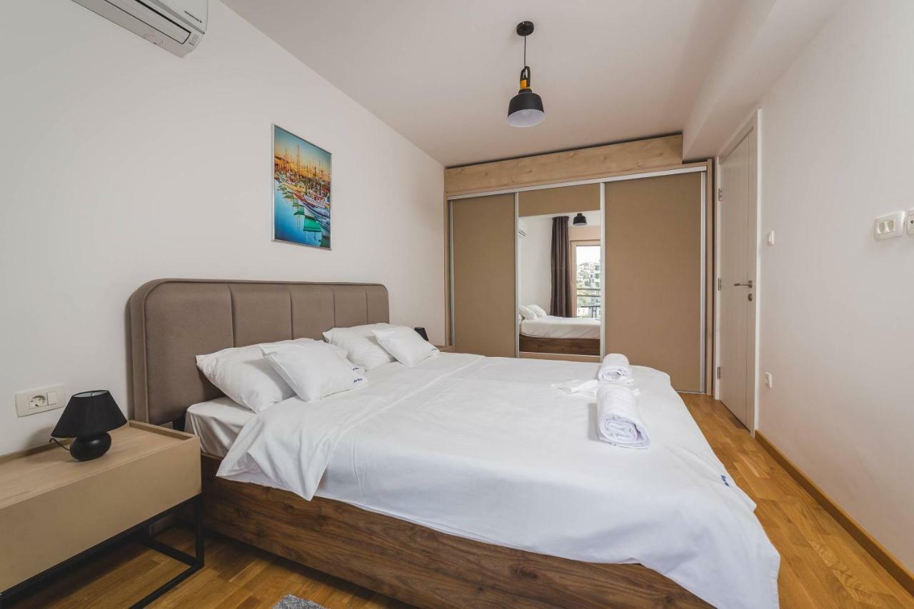 Blue Marlin Apartments บุดวา ภายนอก รูปภาพ