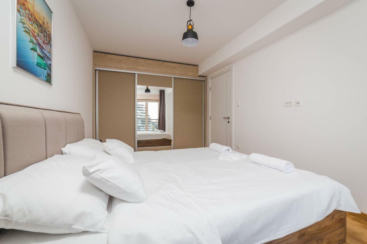 Blue Marlin Apartments บุดวา ภายนอก รูปภาพ