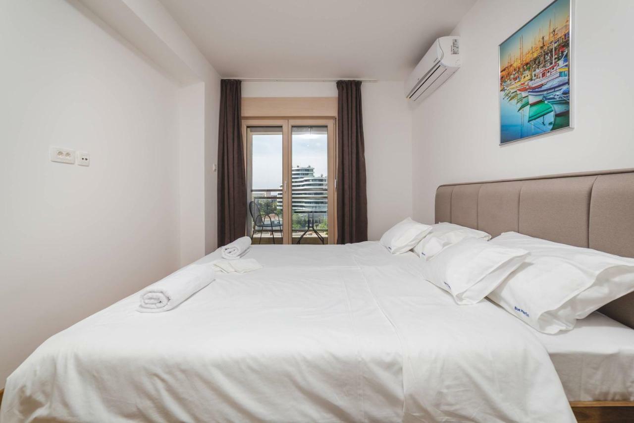 Blue Marlin Apartments บุดวา ภายนอก รูปภาพ